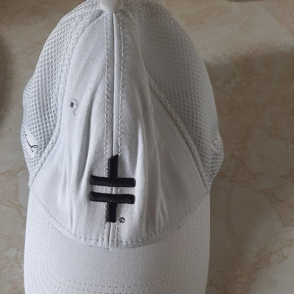 New Era White Med/LG Hat-Double Cross Vodka Unisex - Picture 5 of 5